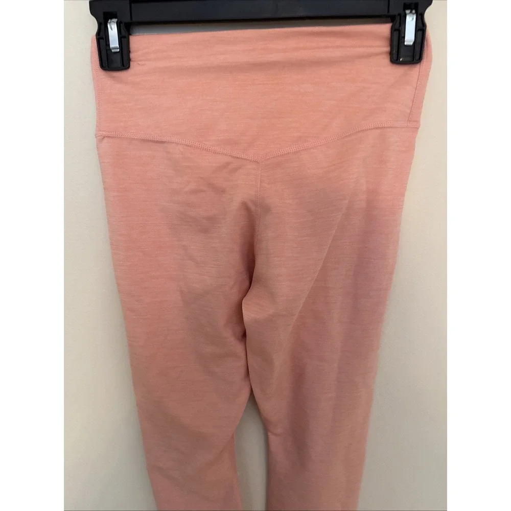 Nike Dri-Fit Women's‎ Orange Peach Workout Gym Cropped Leggings Size XS Running